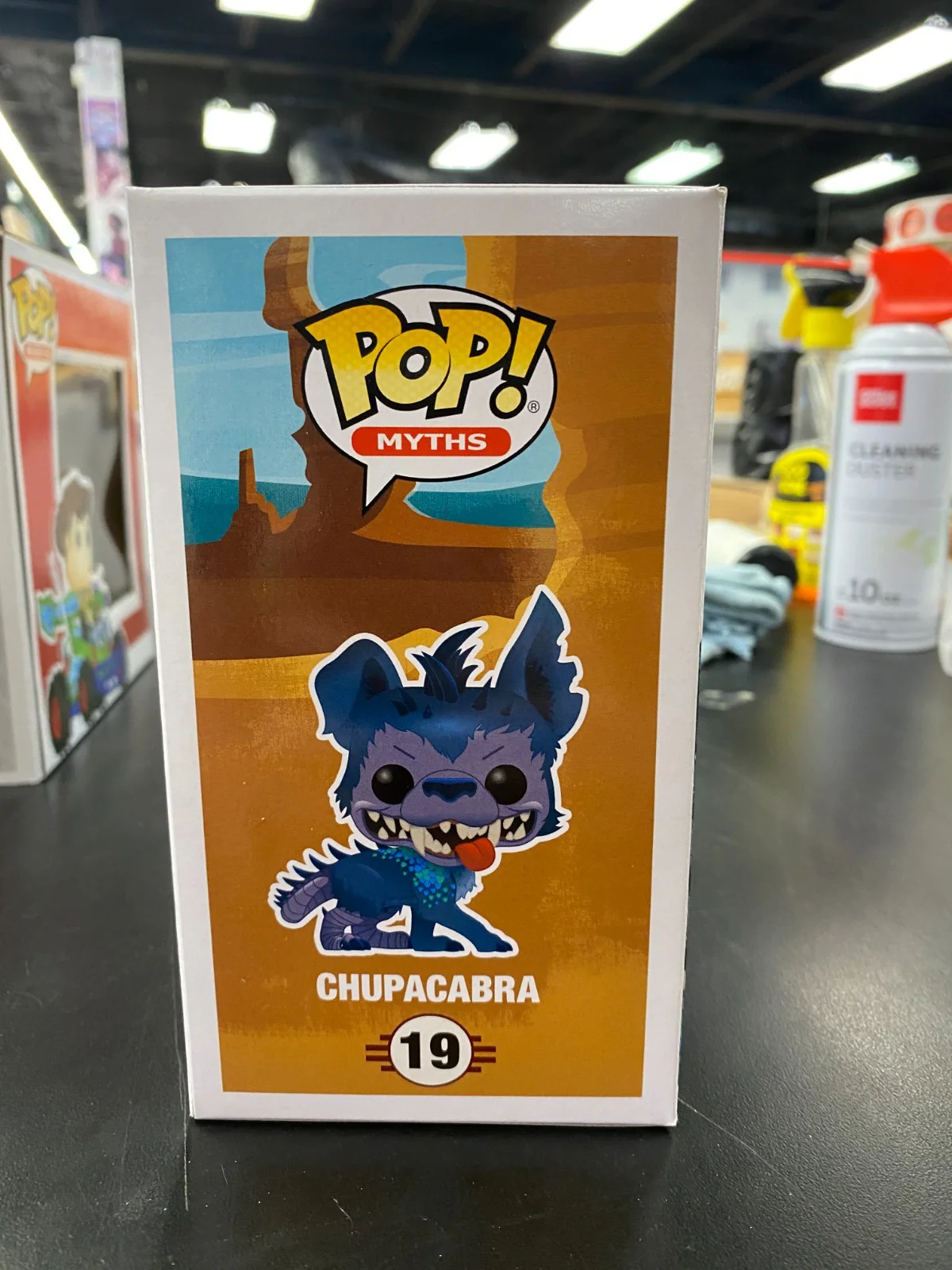 Funko Pop! Vinyl Figure - Myths #19 - Chupacabra - Funko Shop Exclusive - Image 3
