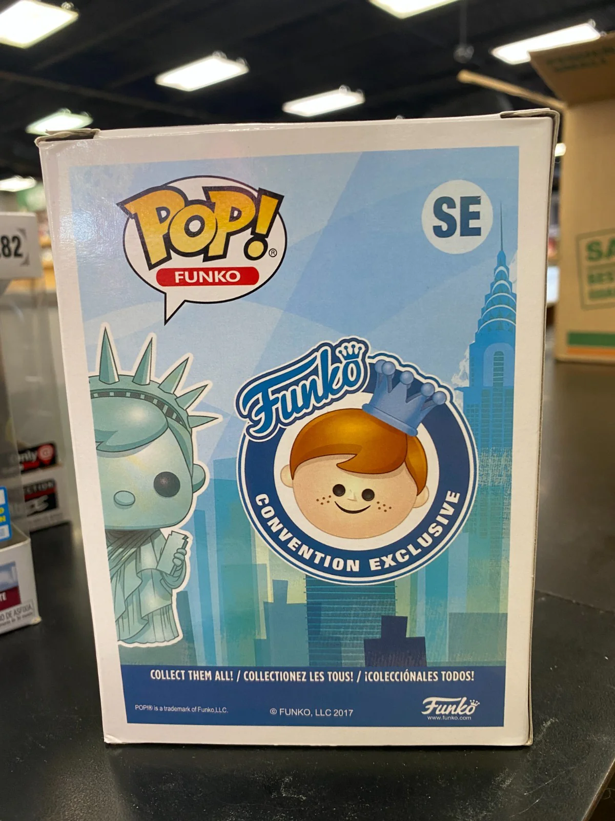 Funko Pop! Vinyl: Funko - Freddy Funko (Statue of Liberty) - New York Comic Con - Image 2