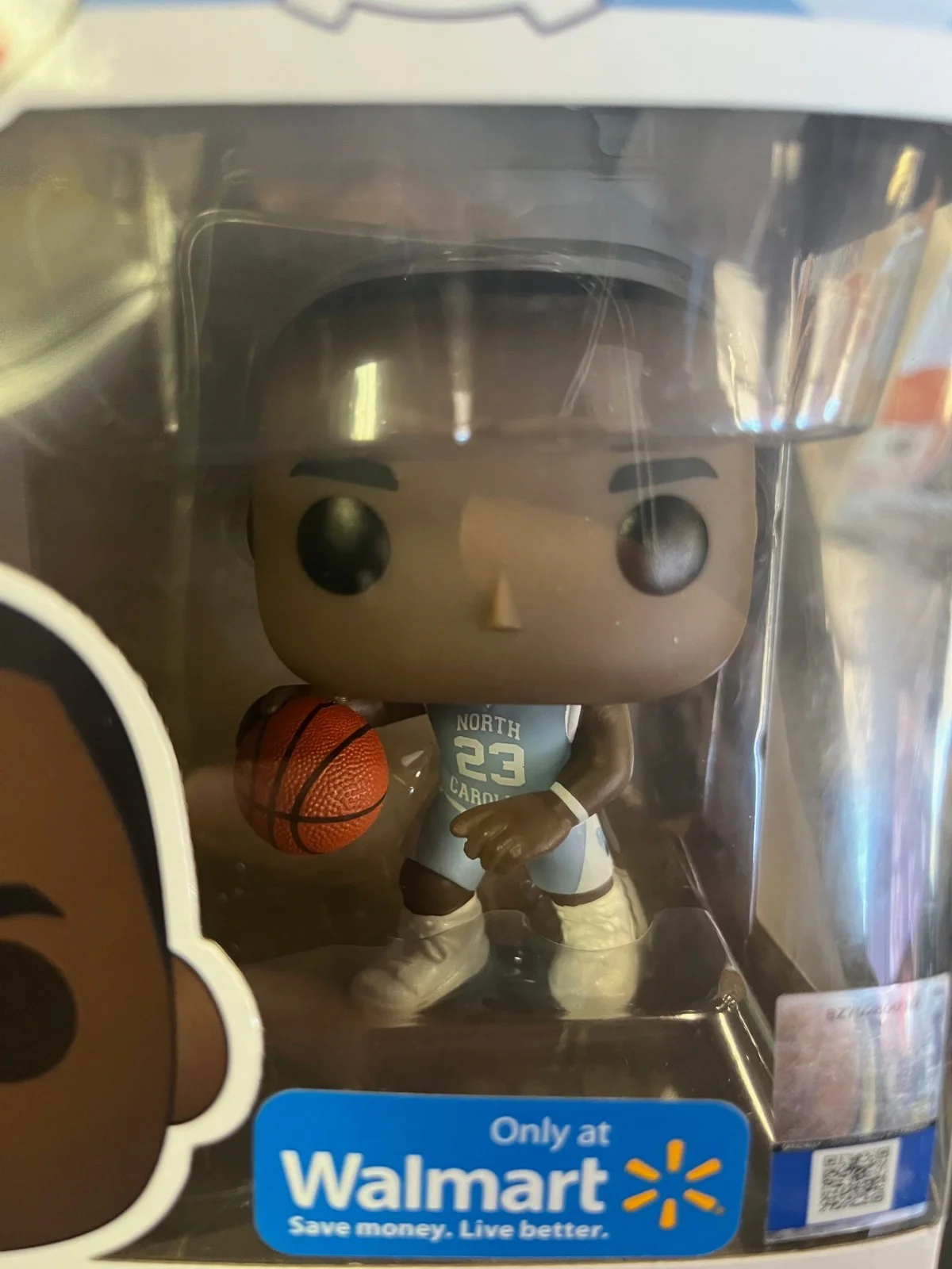 Funko Pop! Vinyl: Michael Jordan (Home UNC Jersey) - Walmart (Exclusive) #73 - Image 2
