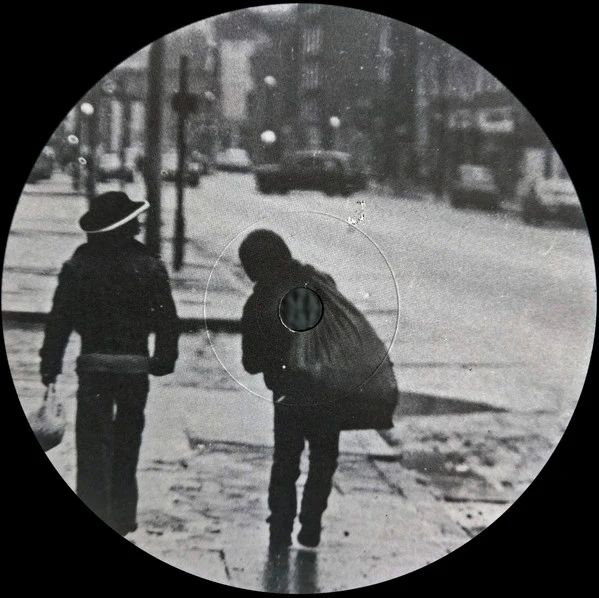 Gary Clail - Half Cut For Confidence (12", RE) (Very Good Plus (VG+)) (Very Good Plus (VG+)) - Image 4